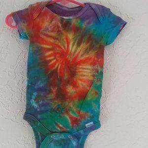 Homemade baby tie dye 6-9 months